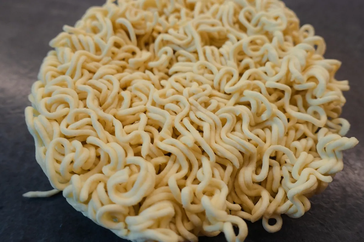 noodles, instant noodles, ramen, dry, food, ingredients, nourishment, texture, uncooked, wheat, japanese, korean, dried, instant noodles, instant noodles, insta