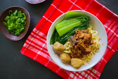 Spicy Noodle Extra Large Appeal: Guide to Noodle History