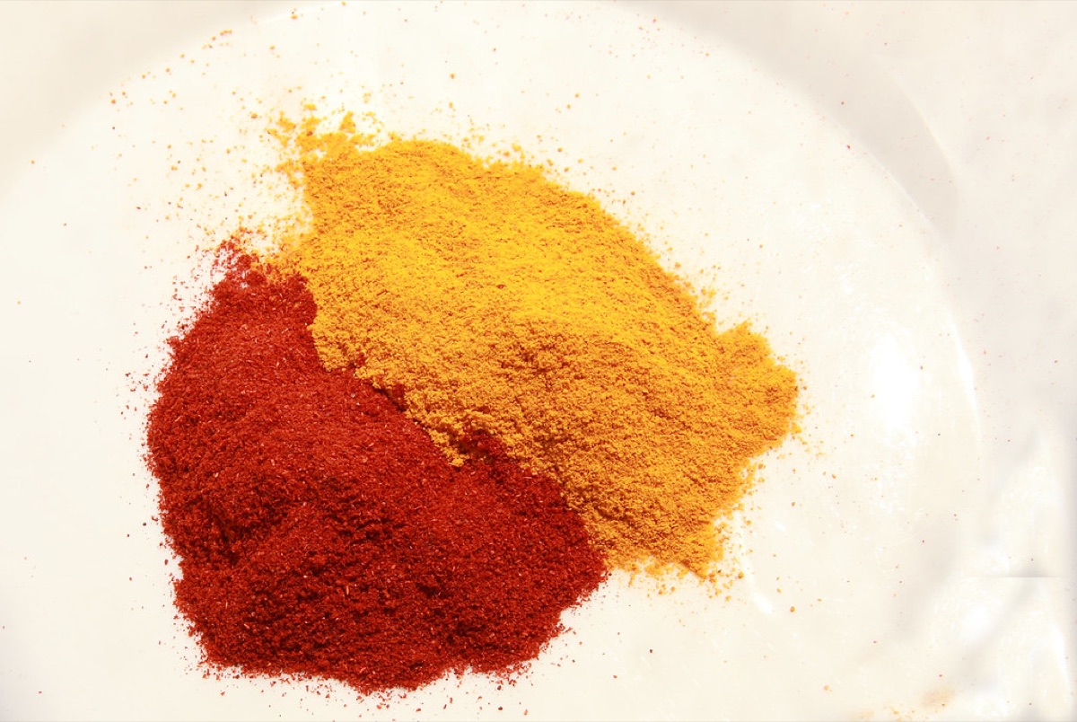 peperoncino rosso in polvere e spezie