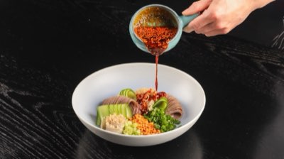Mala vs Umami: Due Filosofie del Gusto nei Noodles e nel Ramen