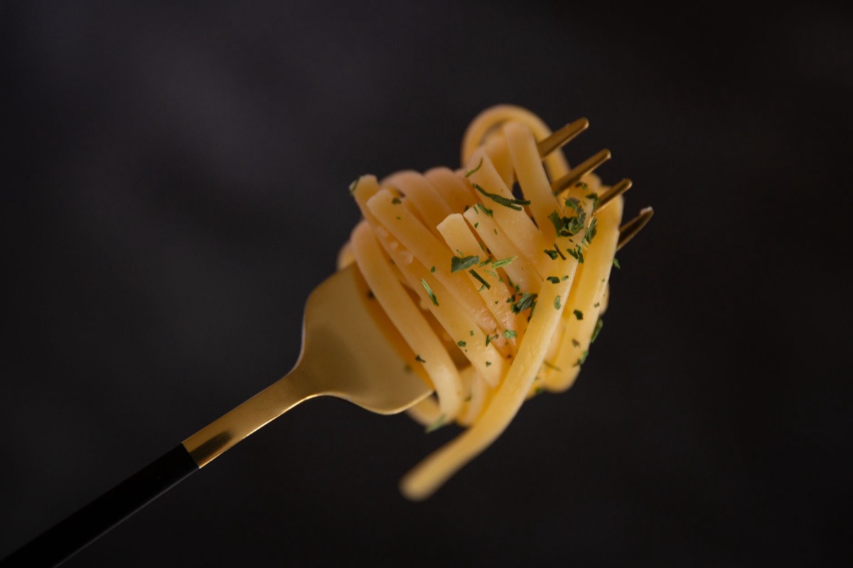 Testa del noodle: analisi della consistenza e della superficie.